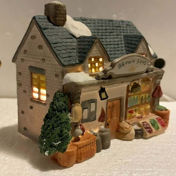 Lemax Dickensvale Brown & Son's Christmas Village Lighted Building from 1991 - Picture 5 of 11
